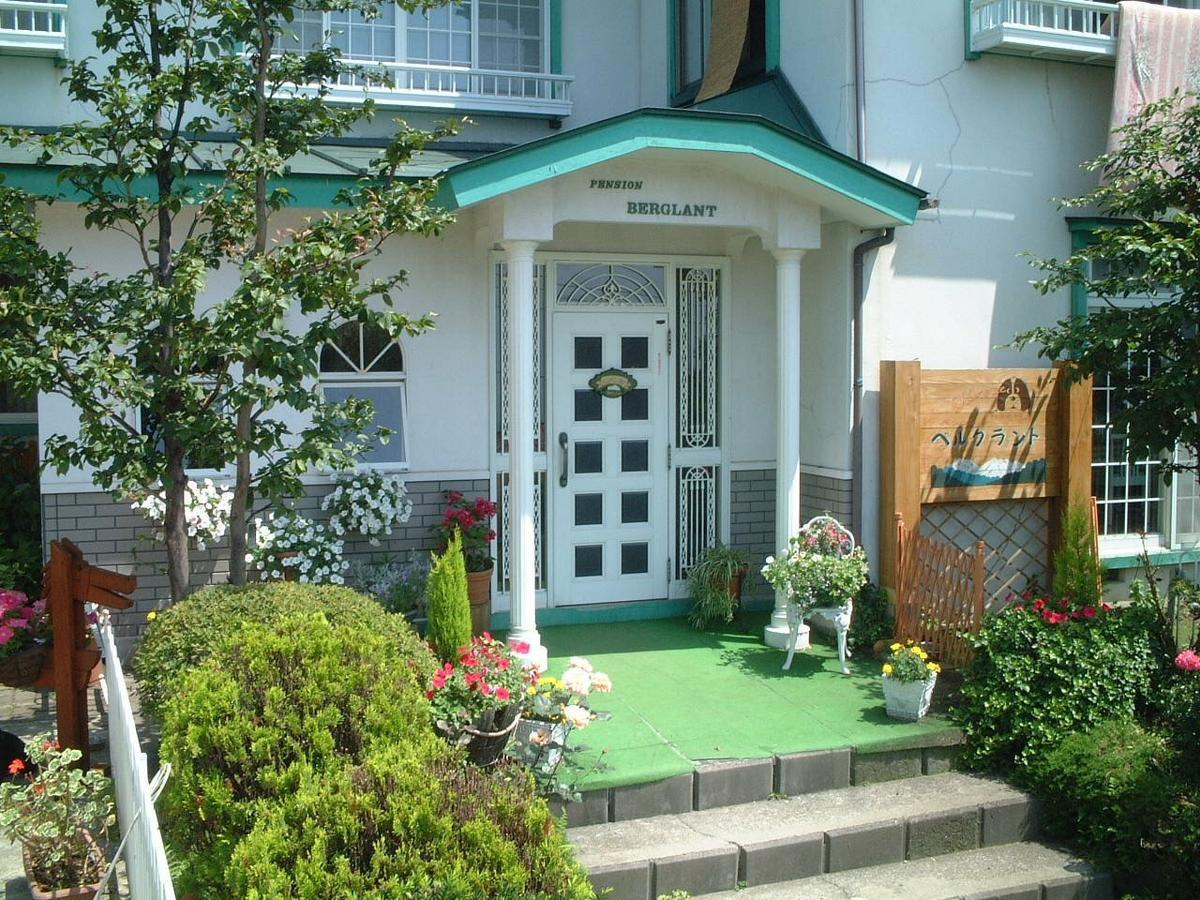 Pension Bergland Кусацу Екстер'єр фото